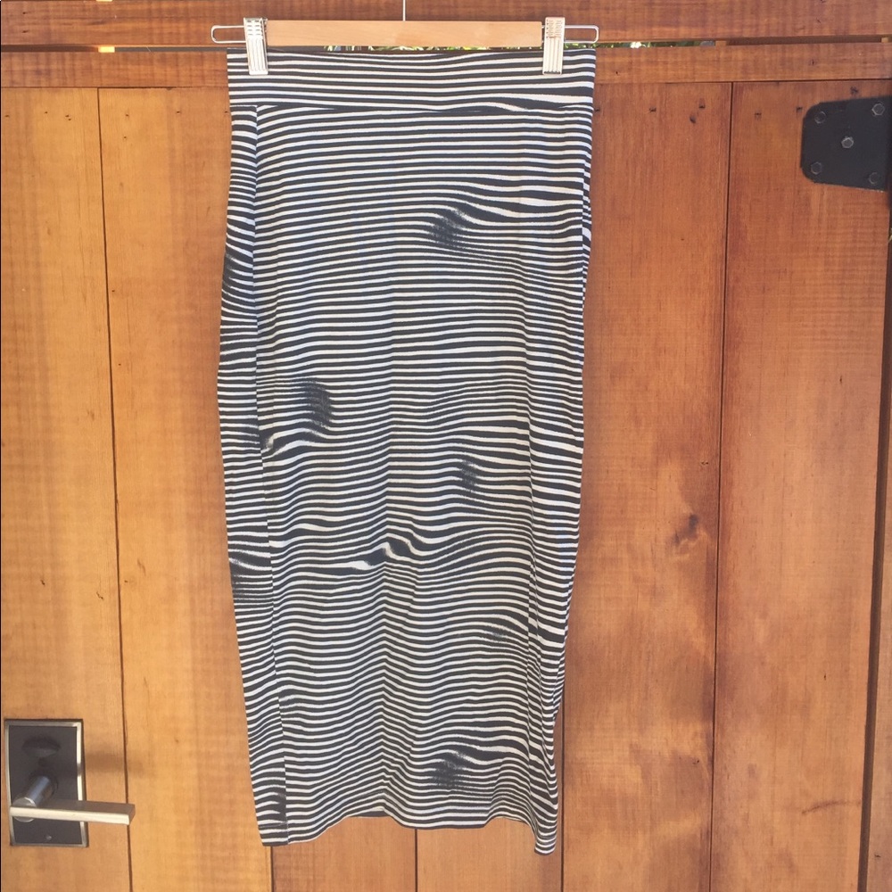 Pencil skirt